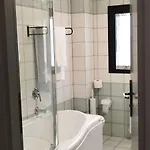 Otel Leonardo Da Vinci Erba