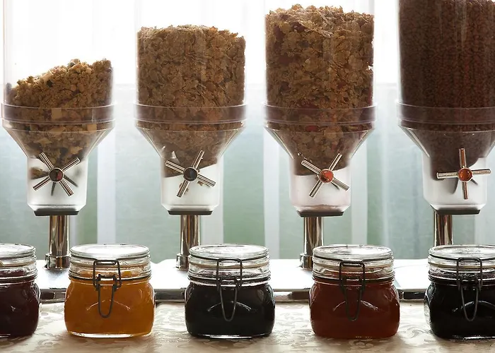 Leonardo Da Vinci Hotel 4*