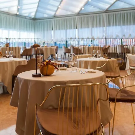 Leonardo Da Vinci מלון ארבה