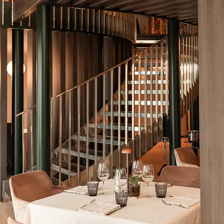 Leonardo Da Vinci 호텔 4*