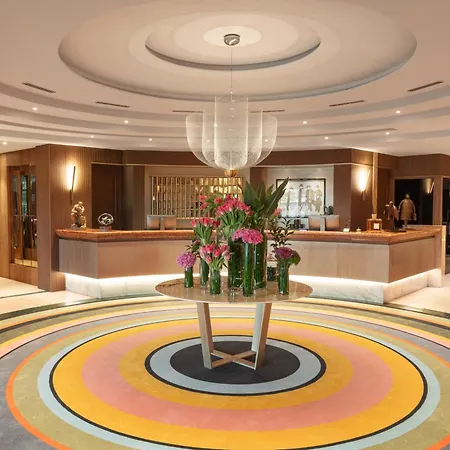Leonardo Da Vinci Hotel Erba