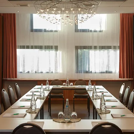 Hotell Leonardo Da Vinci 4*