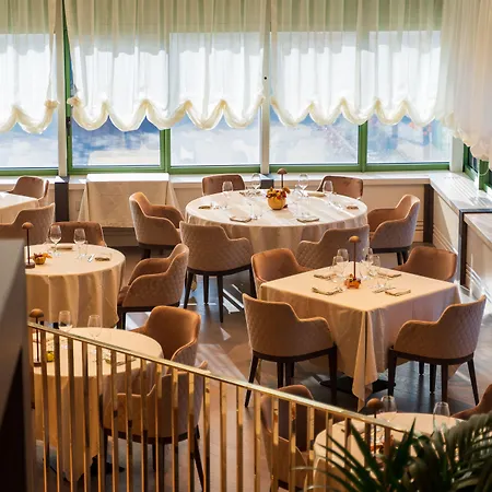 Hotell Leonardo Da Vinci 4*