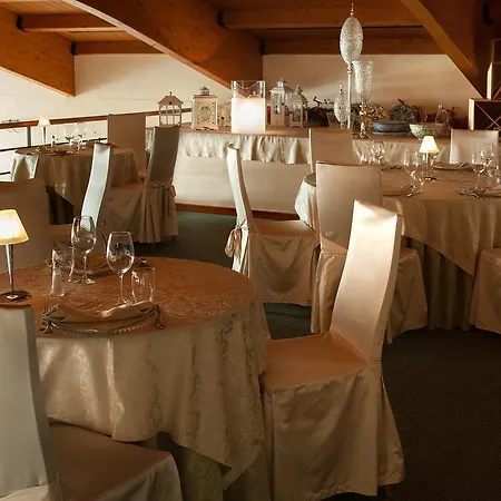 Leonardo Da Vinci Hotel 4*