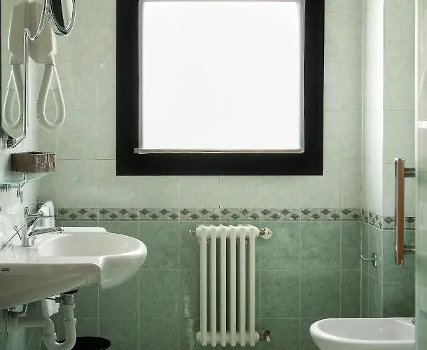 Leonardo Da Vinci 4*