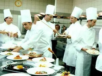 Leonardo Da Vinci 4*