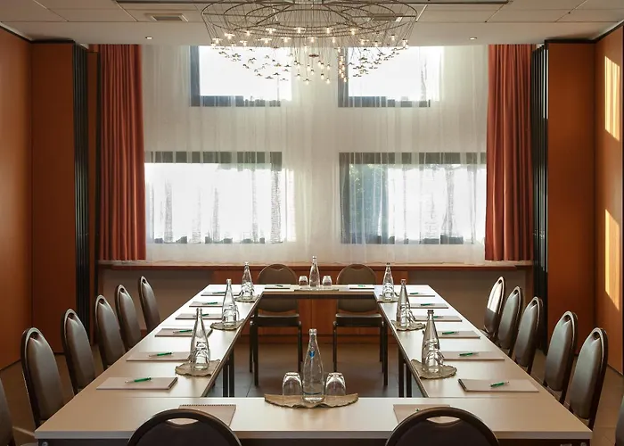 Hotell Leonardo Da Vinci 4*