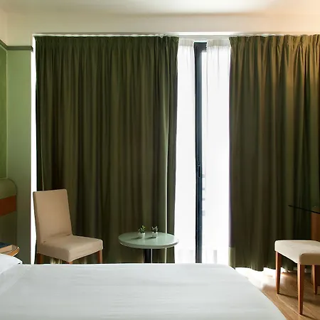 Leonardo Da Vinci Hotel 4*