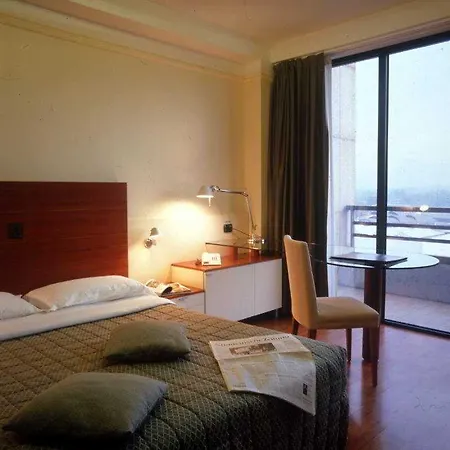 Leonardo Da Vinci 4*