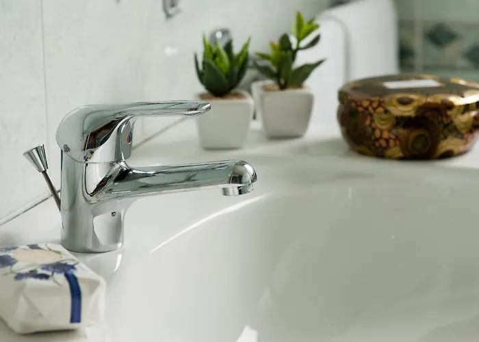 Leonardo Da Vinci Hotel Erba