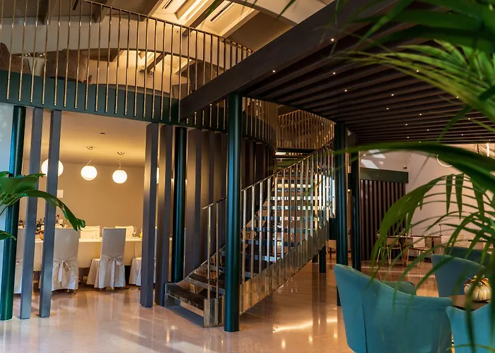 Leonardo Da Vinci Hotel 4*