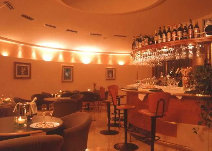 Leonardo Da Vinci Hotel 4*